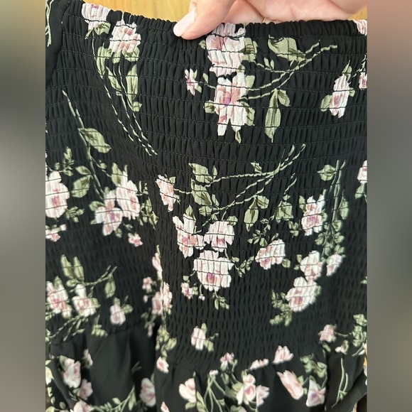 Lily Rose Black Floral Mini Dress. Size Medium  - Like New - Picture 8 of 11